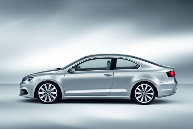 Volkswagen New Compact Coupe Hybrid:
DB2010AU00018